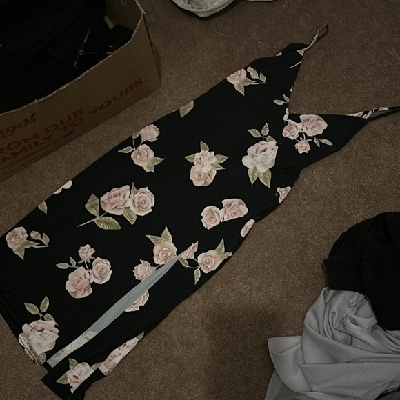 Floral dress - Picture 3 of 4